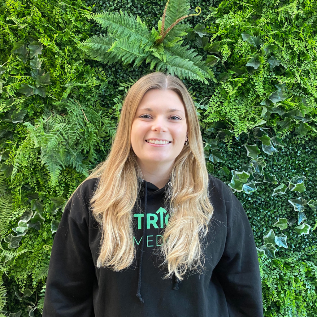 meet the team beth